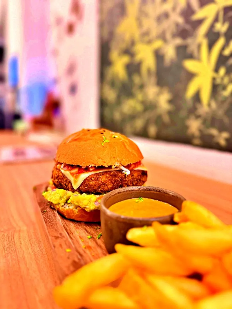 Burger with fries