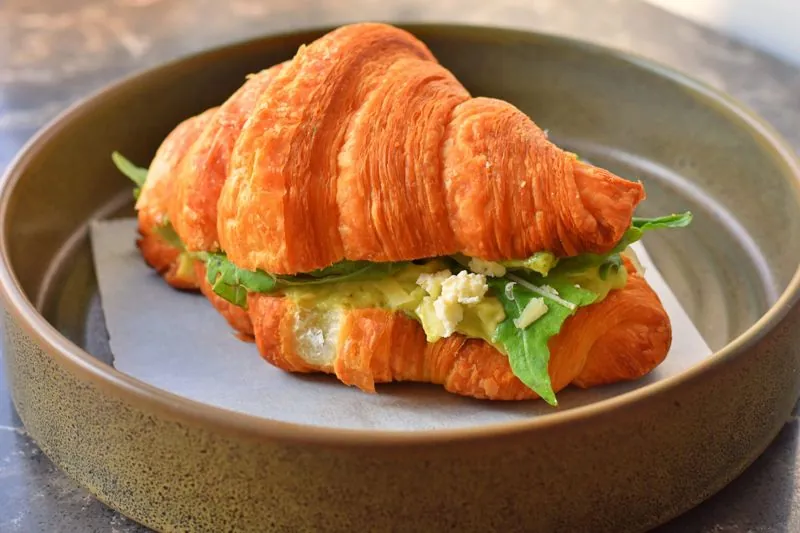 Croissant sandwich